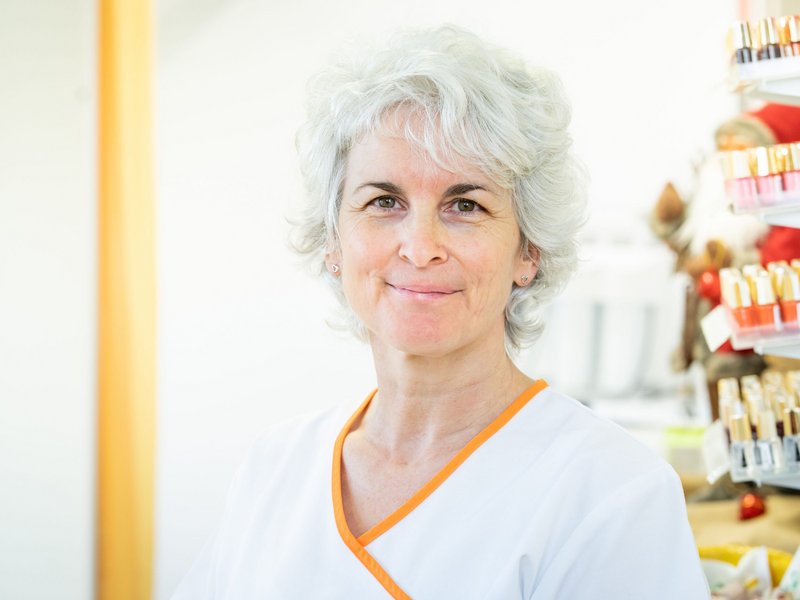 Stephanie Maurer, Dipl. Podologin HF und Wundexpertin SAfW, Geschäftsführerin, Mitglied des Verwaltungsrates, Partnerin und Berufsbildnerin der Podologie Lyss AG